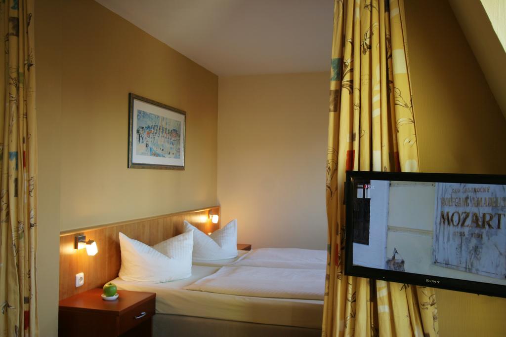 Hotel Verdi Rostock Quarto foto